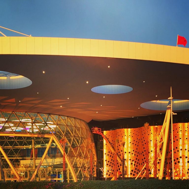 Modern Airport Terminal Architecture